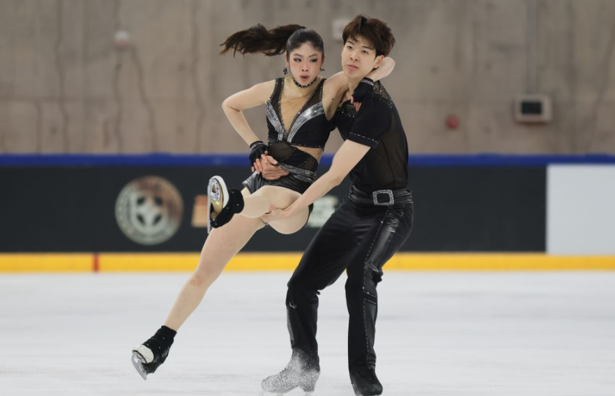 新手攻略：轻松玩转百家乐游戏APP